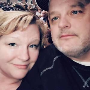 Meet your Posher, Sabrina